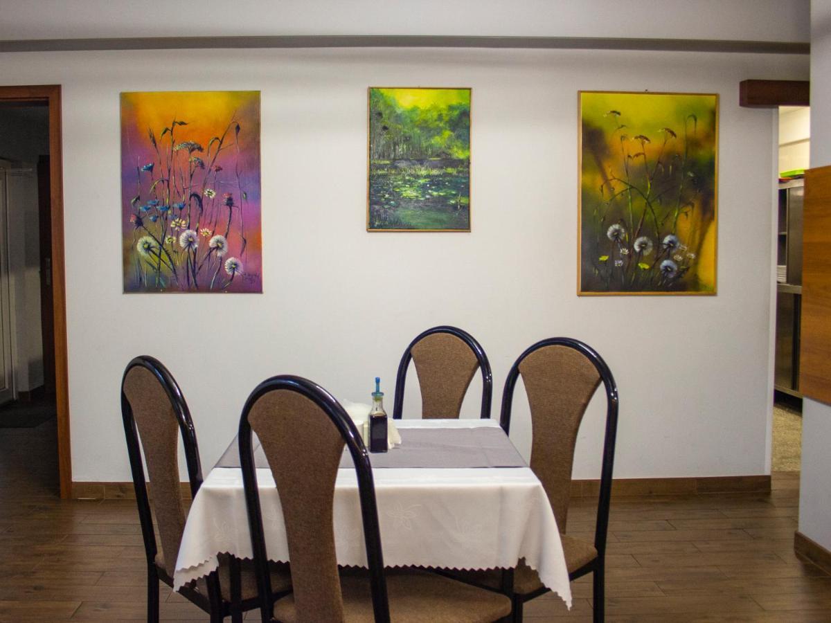 Zajazd Zacisze Rymanów-Zdrój Exteriör bild